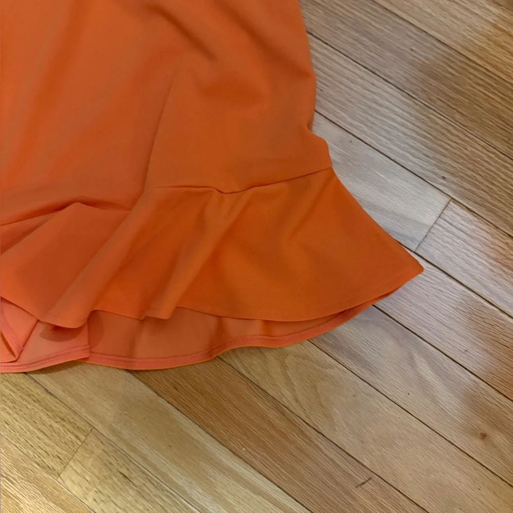 Donna Morgan NWOT❗️Kimono Sleeve Cinched Waist Flounced Ruffle Dress